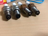 4stのバイクのプラグの焼け具合を見て欲しいです 4ストロークエンジン Yahoo 知恵袋