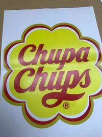 手作りメガホンについてです Chupachupsのロゴを 名前 C Yahoo 知恵袋