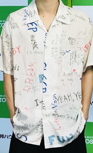 Nicotouchesthewallsの光村龍哉さんが着ていたもの Yahoo 知恵袋