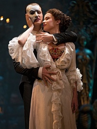 映画 オペラ座の怪人 のラストについて教えてください ２００ Yahoo 知恵袋