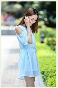 ウルフカットにしようと思っているのですが 服はワンピースやブラウスなど Yahoo 知恵袋