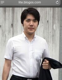 外人は ワイシャツの下は なぜ素肌なんですか 日本で 保温性に特化 Yahoo 知恵袋