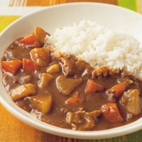 カレーはジャガイモ入れる派入れない派ですか理由は何ですか また朝からカレ Yahoo 知恵袋