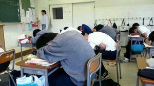 これが大阪桐蔭野球部の授業風景です みんな寝てます これでい Yahoo 知恵袋