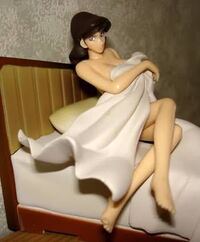 峰不二子がよくベッドシーンで薄くて白いシーツ を体にまとってますよ Yahoo 知恵袋