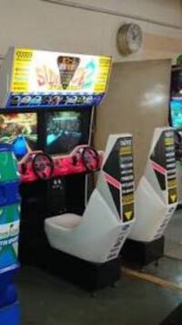 結構前のゲームセンターなどにあったと思うんですがこのレースゲームの Yahoo 知恵袋