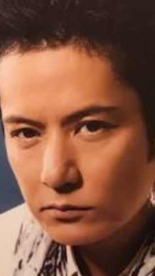 この写真の男性と尾崎豊 どっちがイケメンですか こちらの方の方が断然男 Yahoo 知恵袋