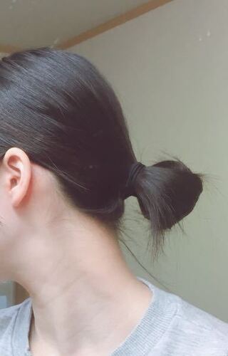 高３女子です お団子ヘアをしようとすると 位置に関わらず写真の方のよう Yahoo 知恵袋