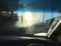車のフロントガラスの撥水加工をして白く曇る こんにちわ 車の Yahoo 知恵袋