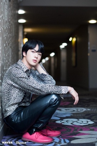 Btsのジンさんは 練習生時代は俳優志望だったんですよね ジンさんが もし俳 Yahoo 知恵袋