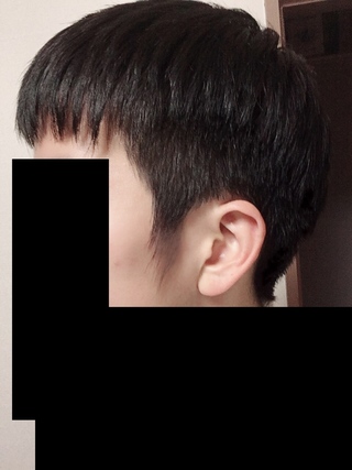 自分で髪切ったのですがなんかダサいです どうすればましになりますかね Yahoo 知恵袋