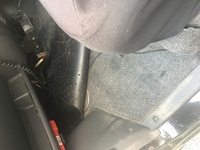 助手席側の足もだけ濡れてるハイゼットカーゴ軽バンですが 助手席側のフロアーマ Yahoo 知恵袋