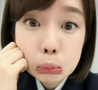 Btsタルバンの企画かわかりませんが 女の子1人とバンタンで写ってい Yahoo 知恵袋