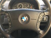 Bmwx5のステアリングについてるボタンの意味をそれぞれ教えてくだ Yahoo 知恵袋