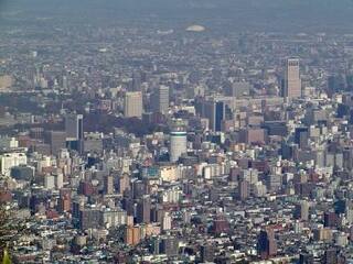 札幌市と横浜市どっちが都会なんですか 写真は札幌市 どう考えても 横浜市 Yahoo 知恵袋