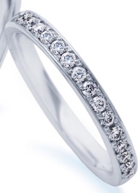 ４大卒の23歳女です この年で結婚は早いと思いますか 卒業して２年目で Yahoo 知恵袋