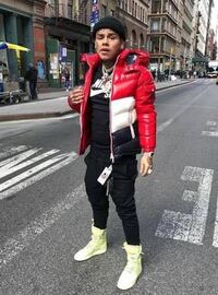 ラッパーの6ix9ineは身長168センチらしいですが体重はどれぐ Yahoo 知恵袋