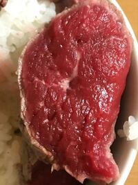牛肉なら表面だけ焼いて中は生でも食べられるんですよね 牛 Yahoo 知恵袋