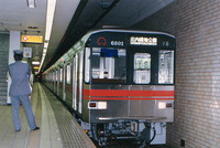 名古屋市営地下鉄桜通線6000形6101hですが 桜通線開業前は鶴舞線で試運 Yahoo 知恵袋