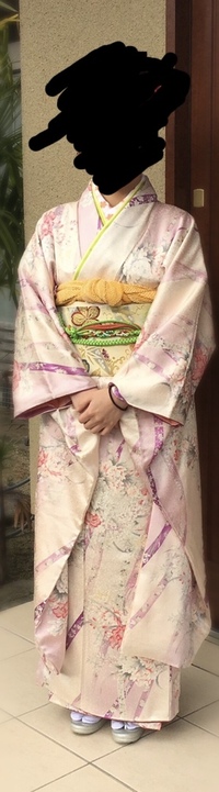 大学の卒業式の前撮りについて大学の卒業式に着物 袴で出る予定です成人式のよう Yahoo 知恵袋