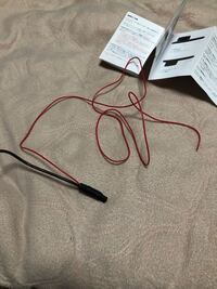 ドライブレコーダーのバックカメラのコードに付いている赤い線です バ Yahoo 知恵袋