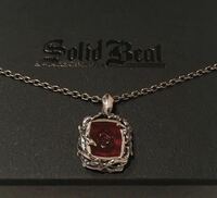 SOLID BEAT RED ROSE PENDANT-