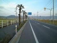 変な質問なのですが車道と歩道の間を区切る鉄棒のような仕切り って何て名前 Yahoo 知恵袋