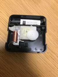 百均の時計の仕組みについてです 写真のような仕組みの時計だっ Yahoo 知恵袋