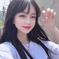 この韓国人の女性の名前わかる方おられますか キムイェリンh Yahoo 知恵袋