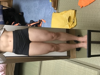 この足太いですか 陸上の短距離をやっている高校女子です お世辞とかいらないの Yahoo 知恵袋