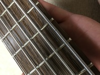 五弦ベースの曲を四弦ベースで弾くことは可能なのでしょうか また もし弾くことが Yahoo 知恵袋