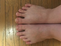 足を大きくする方法ってないですか 私高校1年で足のサイズが21 0ですそれでわ Yahoo 知恵袋