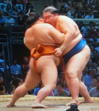 逸ノ城は このまわしを掴んだ手を絶対に離してはいけません と言い Yahoo 知恵袋