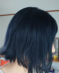 画像のような黒に近い青の髪色をやりたいのですが 市販のマニパ Yahoo 知恵袋