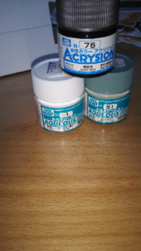 プラモデルの水性塗料と油性塗料を混ぜるとどうなりますか スライム状 Yahoo 知恵袋