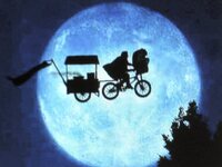 映画エイリアンでラストに女の船員が黒人の次に殺されましたが どうやっ Yahoo 知恵袋