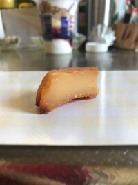 マフィンの型でカヌレを作ったのですが温度が低いせいなのか３回ともあまり膨 Yahoo 知恵袋