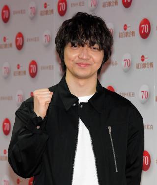 この三浦大知さんの髪型はパーマ掛かってますか あと何パーマと言いま Yahoo 知恵袋