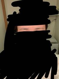眉毛失敗 しました 女子高校生です 眉毛を整えようとしたら上の部分を変な形にし Yahoo 知恵袋