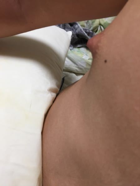 js  乳首 盗撮 のぞき込み【陥没乳首】~夏休みの「高学年」JS女子～シャツ ...