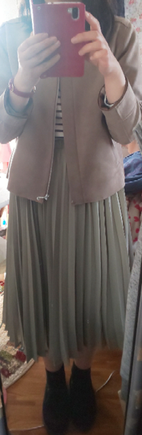 ボルドー色は 何色と相性が良いのでしょうか ポールスミスのセ Yahoo 知恵袋