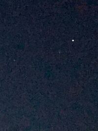 明け方4時頃の南側の空です 3つの明るい星の名前を教えて頂けませんか 右側の Yahoo 知恵袋