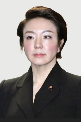 河井案里氏って不思議な顔をしています 可愛いのか 綺麗なのか Yahoo 知恵袋