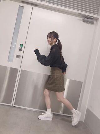 この写真くらいの体型になりたいです ダイエットの目安にしたいのですが大体何k Yahoo 知恵袋