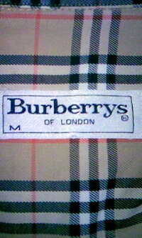 古着屋でバーバリーのシャツをかったのですが本物でしょうか 刺繍 Yahoo 知恵袋