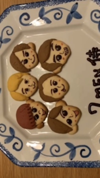中村嶺亜の妹さんが作った7MEN侍のクッキー
めっちゃ上手ですが、佐々木大光の鼻の形だけみんなと違うのめっちゃ面白くないですか？？笑笑 