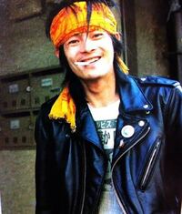 こちらの真島昌利の着用している革ジャンのブランドは分かりますか Yahoo 知恵袋