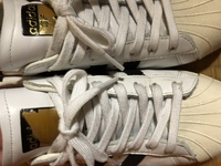 アディダスのスーパースターを正規オンラインで購入したのですが 金ベ Yahoo 知恵袋