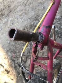自転車 シートポスト 根本のボルトの錆び