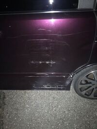 狭い駐車場に止めて セレナのオートスライドドアを開けたら 支 Yahoo 知恵袋